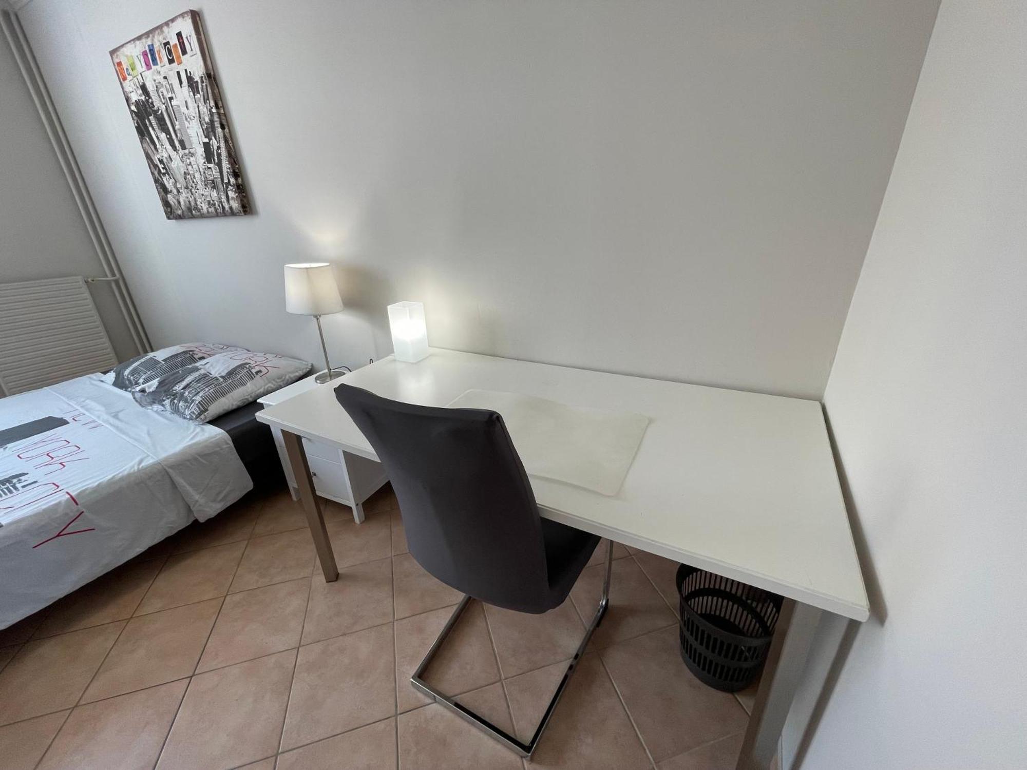 Appartamento Location Privée En Colocation Dans Un En Velin Centre