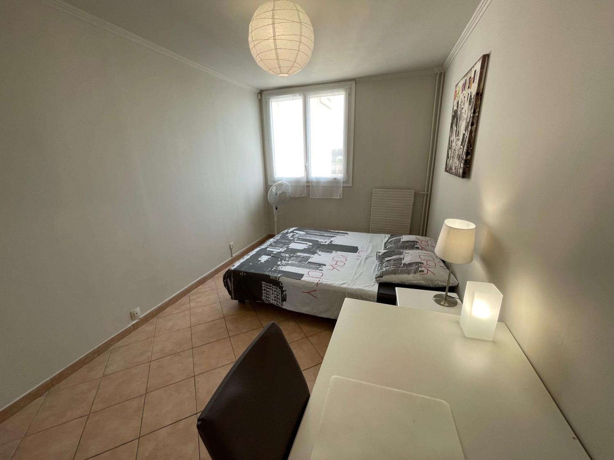 Location Privée En Colocation Dans Un En Velin Centre * Vaulx-en-Velin