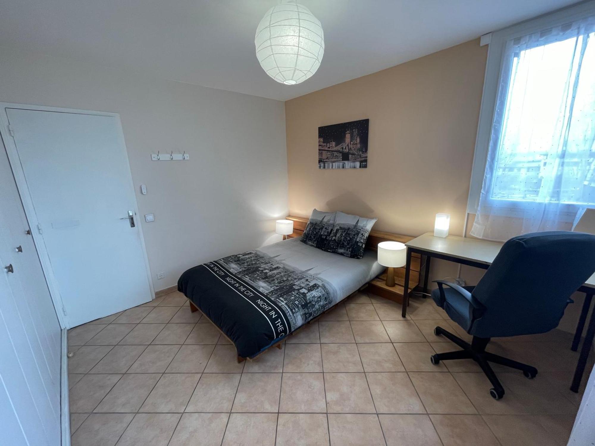 Location Privée En Colocation Dans Un En Velin Centre Vaulx-en-Velin