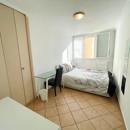 Chambre Privee En Colocation Dans Un Appartement Vaulx En Velin Centre Exterior photo