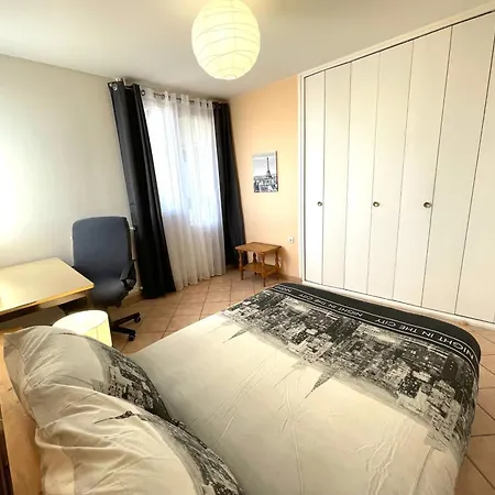Chambre Privee En Colocation Dans Un Appartement Vaulx En Velin Centre Exterior photo