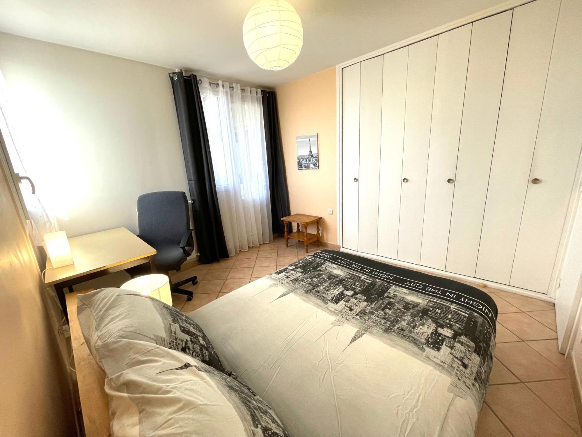 Appartement Location Privée En Colocation Dans Un En Velin Centre *